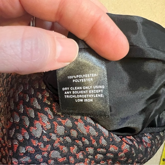 Lafayette 148 Metallic Animal Print Skirt Red Grey Silver Black Size 8 EUC - Picture 7 of 8